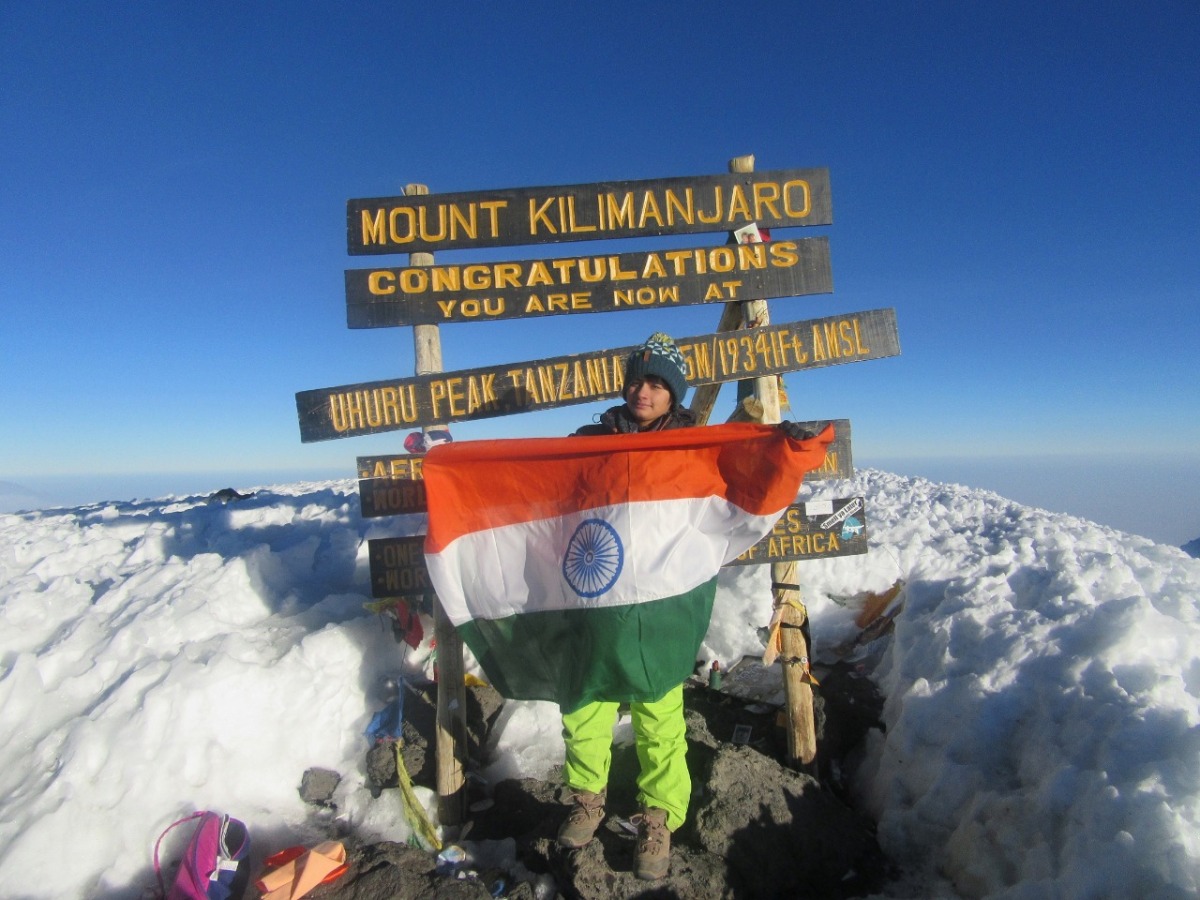 17-year old Haryana girl scales Mount Kilimanjaro